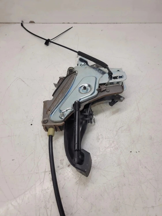 MECHANIZM HAMULCA RĘCZNEGO AUDI Q7 4L 7L8721812D