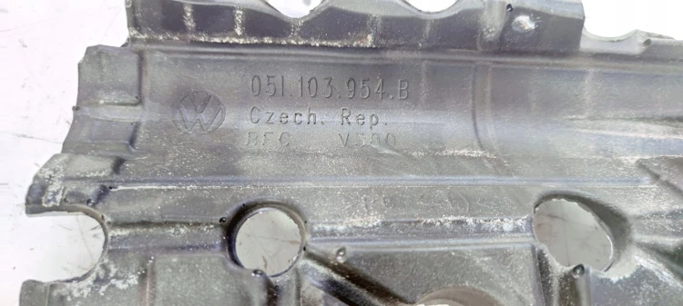 OSŁONA TERMICZNA WYGŁUSZENIE AUDI A6 C8 05L103954B