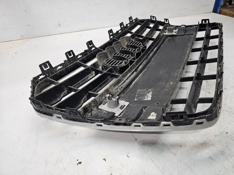 GRILL ATRAPA CHŁODNICY AUDI A5 8T LIFT CZARNY 8T0853651G 1/26