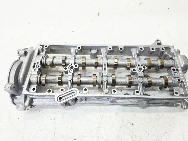 NASADA GŁOWICY + WAŁKI AUDI VOLKSWAGEN SEAT SKODA 2.0 TDI 04L103308F 6/26