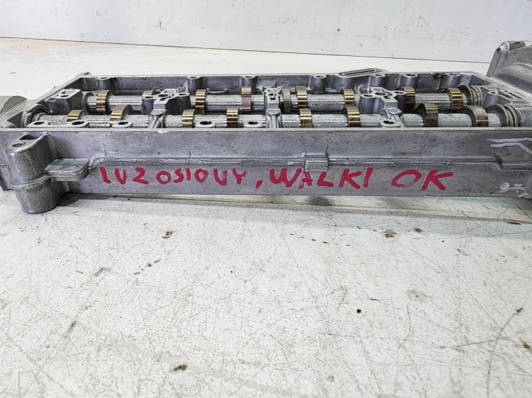 NASADA GŁOWICY + WAŁKI AUDI VOLKSWAGEN SEAT SKODA 2.0 TDI 04L103308F 6/26
