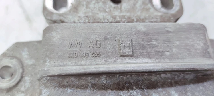 ŁAPA PODUSZKA SKRZYNI AUDI VW SEAT 1K0199555AB