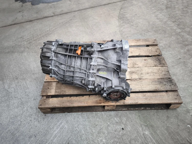 SKRZYNIA BIEGÓW MULTITRONIC AUDI A4 B8 A5 8T MMV USZKODZONA !!!