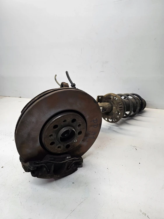 ZWROTNICA PRAWA AUDI A1 8X VW SKODA KOMPELT 6R0413031AR