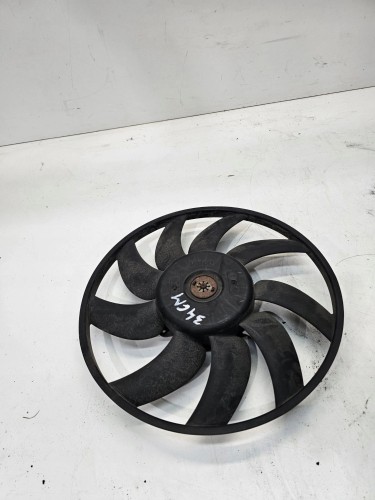 WENTYLATOR (MNIEJSZY) AUDI Q5 A4 A5 8K0121003M 993454J-D