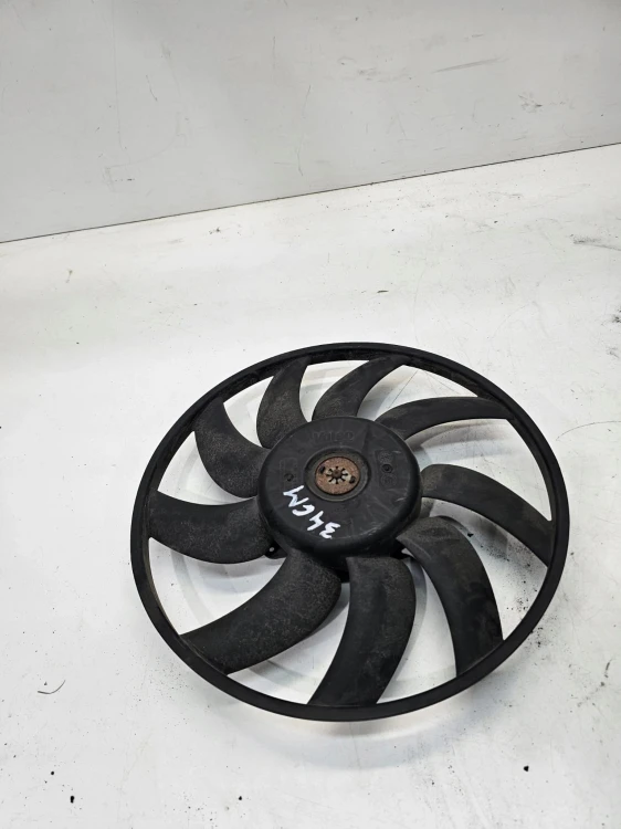 WENTYLATOR (MNIEJSZY) AUDI Q5 A4 A5 8K0121003M 993454J-D