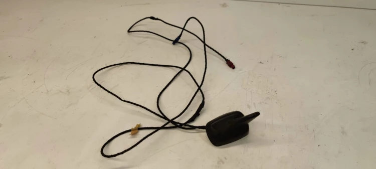 ANTENA LOTKA REKIN AUDI A6 C6 LIFT 4F5035503P MAT