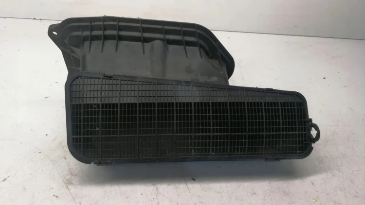 WLOT DOLOT POWIETRZA AUDI A6 C7 A7 4G1819904A