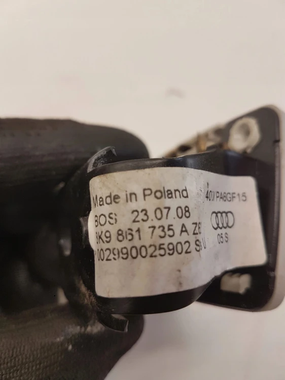 UCHWYT MOCOWANIE ROLETY AUDI A4 B8 Q5 8K9861736A