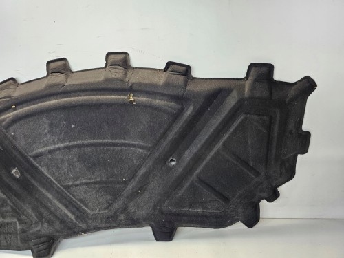 WYGŁUSZENIE MASKI AUDI Q3 8U 8U0863825A