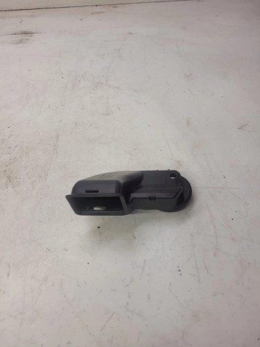 WLOT KIEROWNICA POWIETRZA AUDI A6 C6 4F1819721A