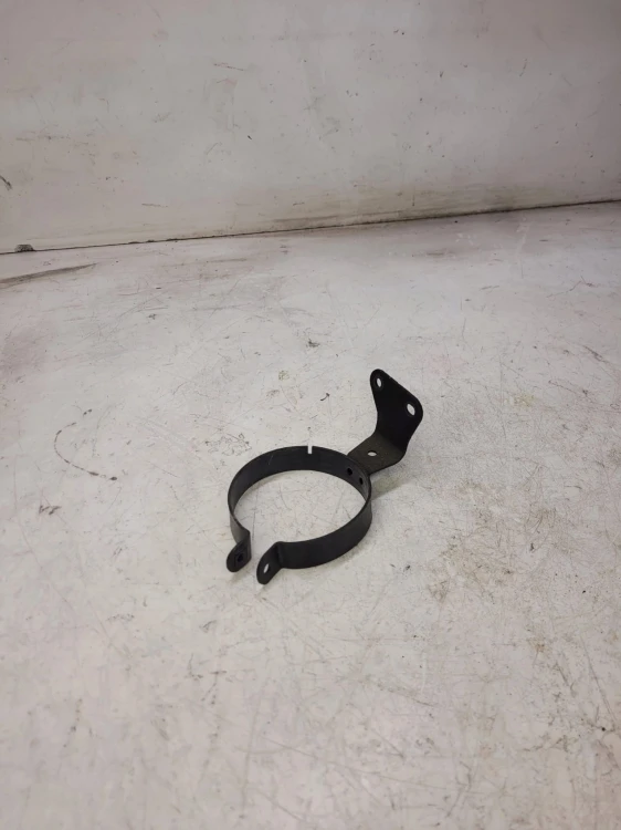 UCHWYT ZBIORNIKA WSPOMAGANIA AUDI A4 A5 8K0422162