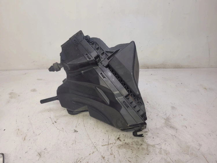 OBUDOWA FILTRA POWIETRZA AUDI A4 A5 Q5 8R0133837S