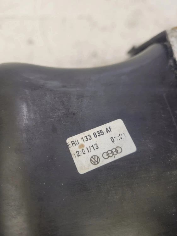 OBUDOWA FILTRA POWIETRZA AUDI A4 A5 Q5 8R0133837S