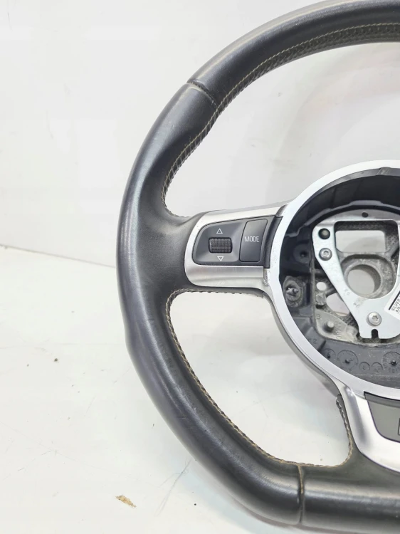 KIEROWNICA SKÓRA MULTI BIAŁA NIĆ ŚCIĘTA AUDI TT TTS 8J 8J0419091K BDB 23/25