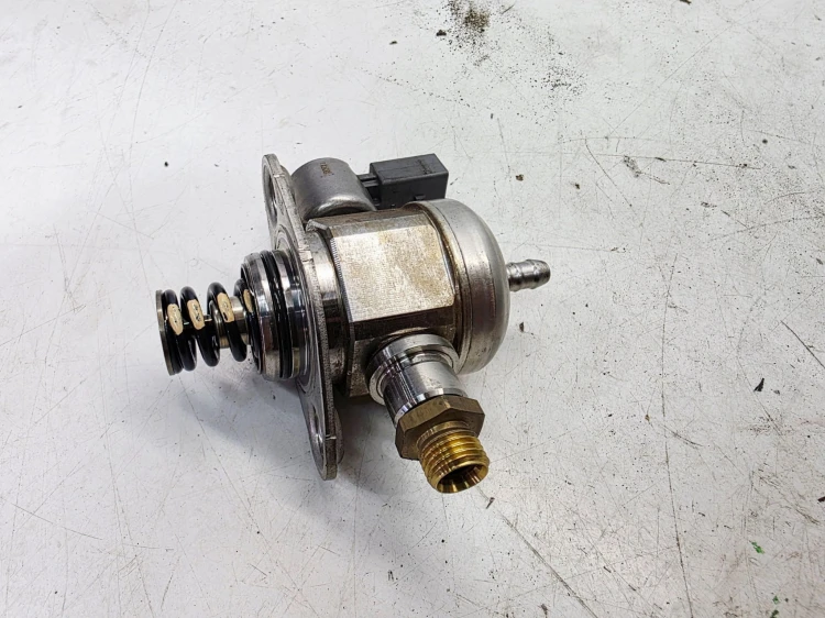 POMPA PALIWA CR AUDI A4 B9 A5 A6 Q5 FY 1.8 2.0 TFSI 06L127A08 06K127028F