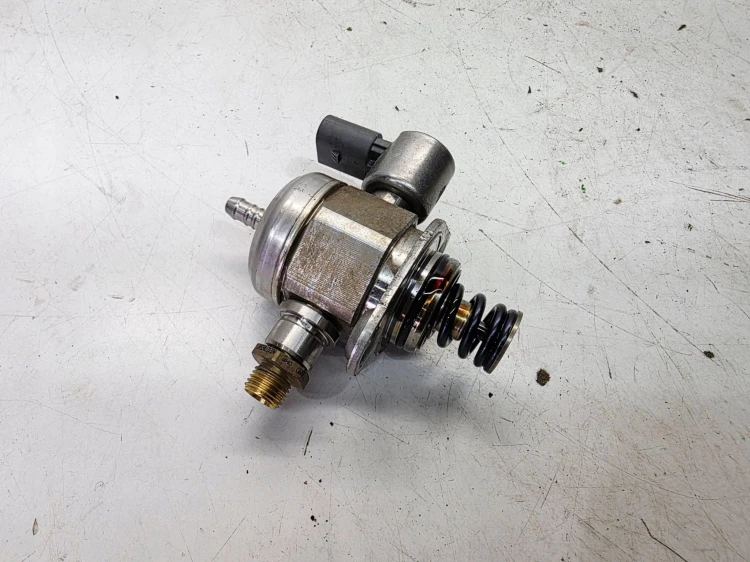 POMPA PALIWA CR AUDI A4 B9 A5 A6 Q5 FY 1.8 2.0 TFSI 06L127A08 06K127028F