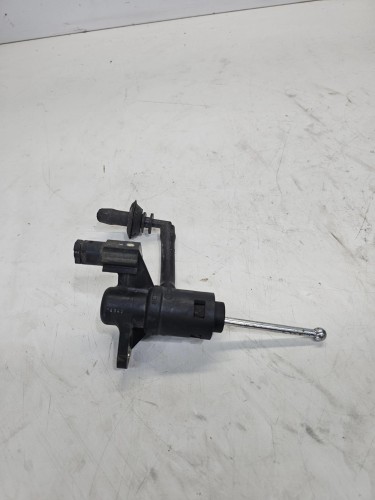 POMPKA SPRZĘGŁA AUDI A4 B6 B7 8E1721401AJ