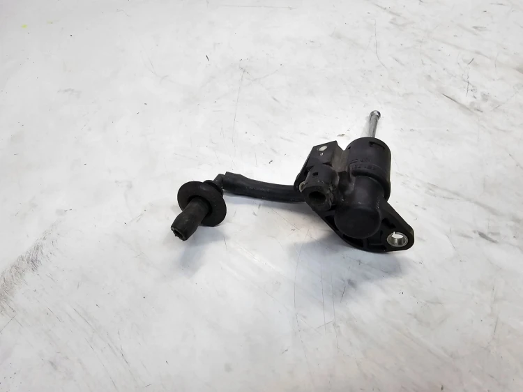 POMPKA SPRZĘGŁA AUDI A4 B6 B7 8E1721401AJ