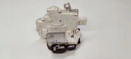 ZAMEK DRZWI PRAWY PRZÓD AUDI A4 B7 8E1837016AB 7P