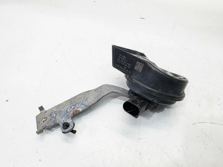 KLAKSON SYGNAŁ LOW PRAWY AUDI A3 8V LIFT 8V0951230D 5Q0951221F