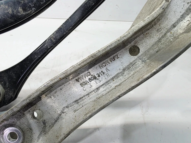 ZWROTNICA WAHACZE PRAWY TYŁ QUATTRO AUDI Q5 FY 80A505436J 80A505311A