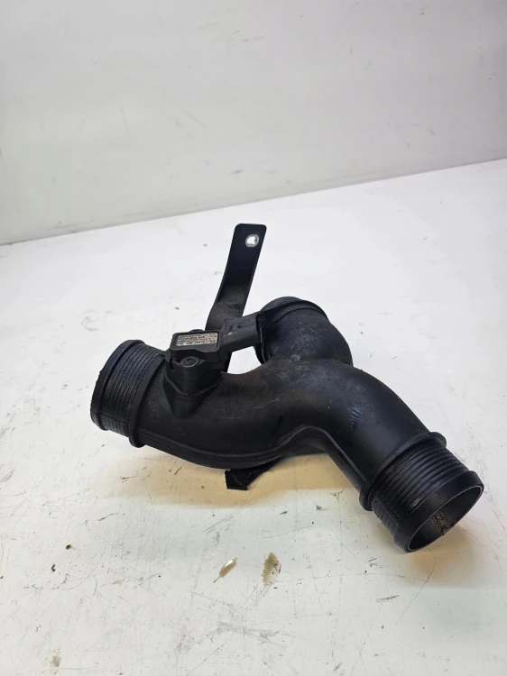 RURA WĄŻ INTERCOOLERA AUDI Q7 4L 3.0 7L6145795R