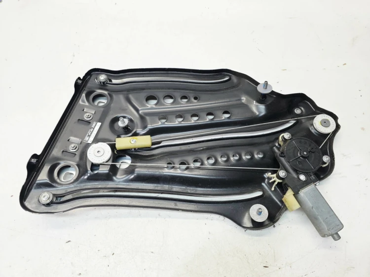 MECHANIZM PODNOSZENIA SZYBY LINKI PRAWY TYŁ AUDI A5 8F CABRIO 8F0839398C