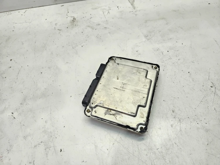 KOMPUTER STEROWNIK SILNIKA AUDI A3 8L 038906019FH VOLKSWAGEN SEAT SKODA