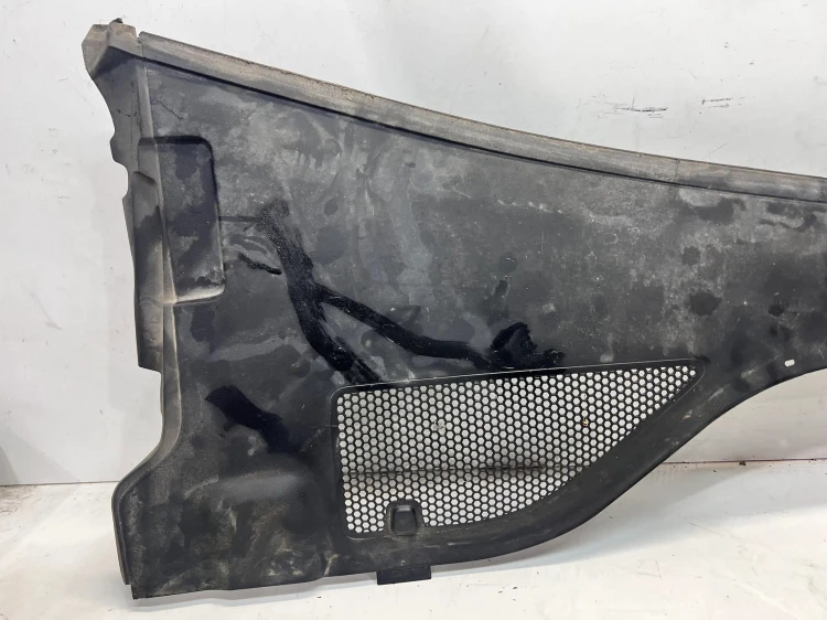 PODSZYBIE PLASTIKOWE AUDI A7 4G8819447D EU