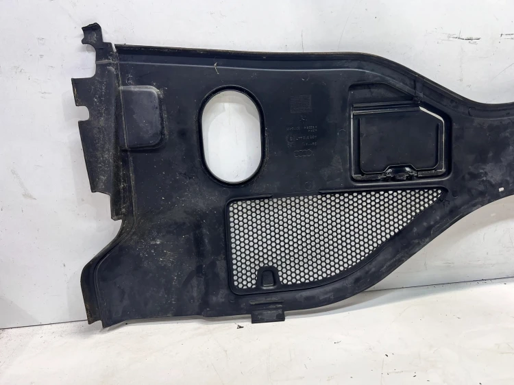 PODSZYBIE PLASTIKOWE AUDI A7 4G8819447D EU