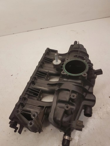 KOLEKTOR SSĄCY VW AUDI A4 A6 2,0 TFSI 06D133185L