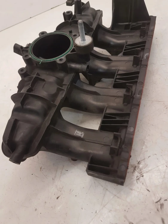 KOLEKTOR SSĄCY VW AUDI A4 A6 2,0 TFSI 06D133185L