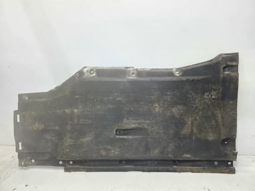 OSŁONA PODŁOGI PŁYTA PRAWA DUŻA AUDI A5 8W SPORTBACK 8W6825208B 1/26