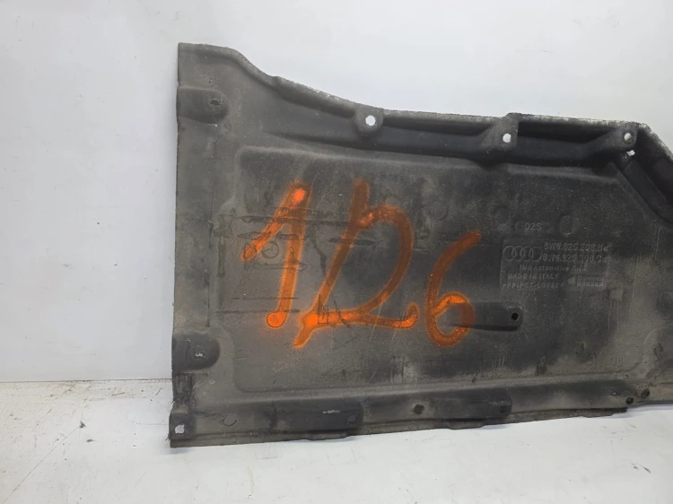 OSŁONA PODŁOGI PŁYTA PRAWA DUŻA AUDI A5 8W SPORTBACK 8W6825208B 1/26
