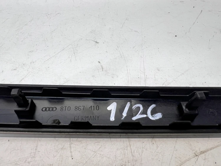 DEKOR DRZWI PRAWY PRZÓD AUDI A5 8T 8T0867410 1/26 SZCZOKOWANE ALUMINIUM