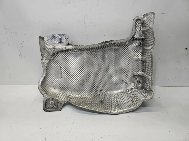 OSŁONA TERMICZNA WYDECHU AUDI A3 8V VW 5Q0825729C