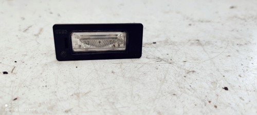 LAMPKA OŚWIETLENIA TABLICY AUDI A4 B8 A5 8T0943021