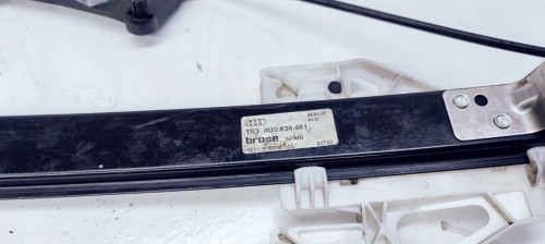 MECHANIZM SZYBY LEWY TYŁ AUDI Q3 8U0839461