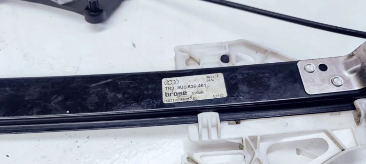 MECHANIZM SZYBY LEWY TYŁ AUDI Q3 8U0839461