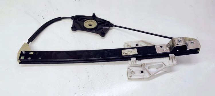 MECHANIZM SZYBY LEWY TYŁ AUDI Q3 8U0839461