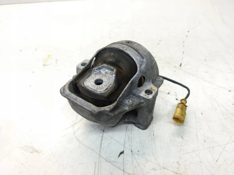 PODUSZKA SILNIKA Z CZUJNIKIEM AUDI A4 B8 A5 8T Q5 8R LIFT 8R0199381AA