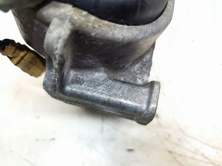 PODUSZKA SILNIKA Z CZUJNIKIEM AUDI A4 B8 A5 8T Q5 8R LIFT 8R0199381AA