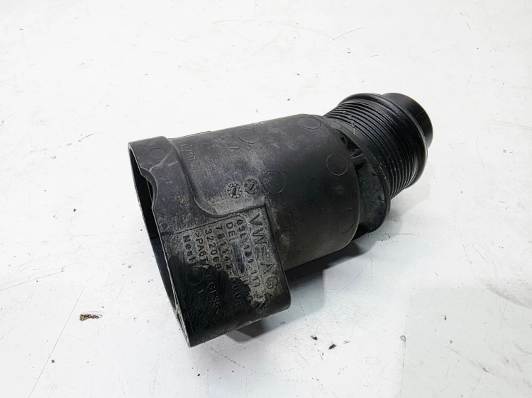 KRÓCIEC DOLOT TURBINY AUDI VOLKSWAGEN SEAT SKODA 03L131111J