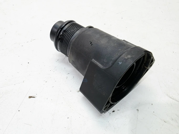 KRÓCIEC DOLOT TURBINY AUDI VOLKSWAGEN SEAT SKODA 03L131111J