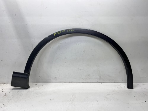 LISTWA Z BŁOTNIKA NAKŁADKA PRAWY PRZÓD AUDI Q7 4M LZ7S SLINE 4M0853718B