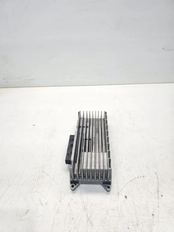 WZMACNIACZ RADIA AUDI A6 C6 4F0035223K 4F0910223H