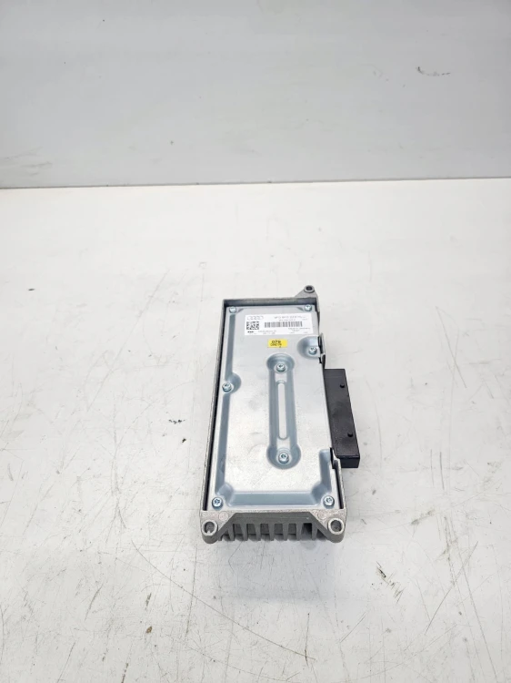 WZMACNIACZ RADIA AUDI A6 C6 4F0035223K 4F0910223H
