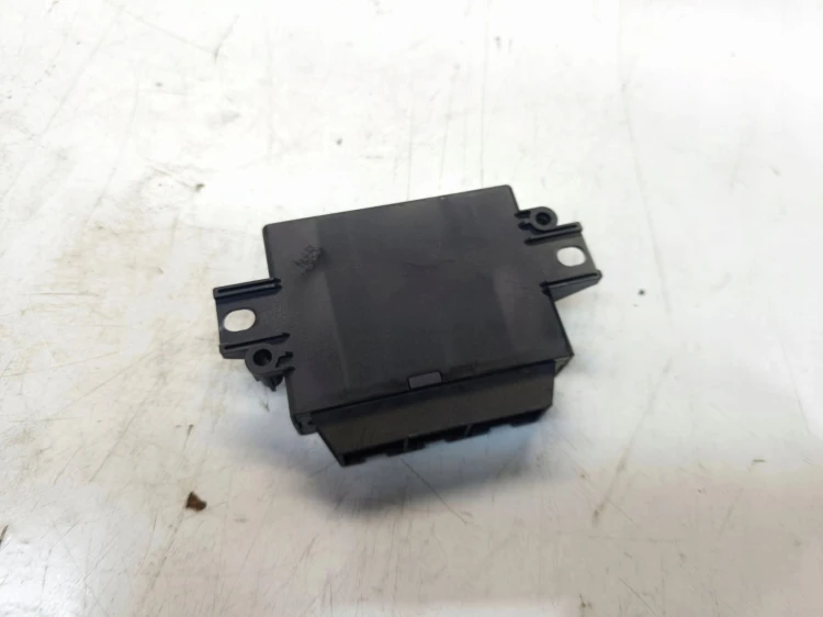 STEROWNIK CZUJNIKÓW PARKOWANIA PDC PARKTRONIK AUDI A6 C6 Q7 4F0919283E