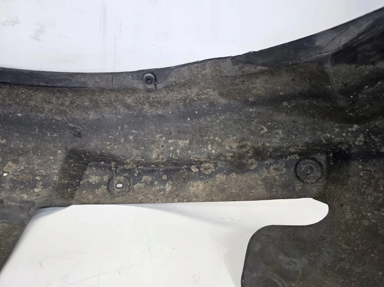 NADKOLE PRAWY PRZÓD AUDI A3 8P 8P0821172C
